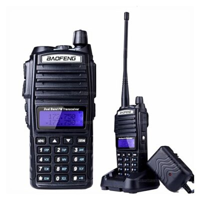 BAOFENG TWO WAY RADIO WALKIE TALKIE BAOFENG UV-82 -2PCS